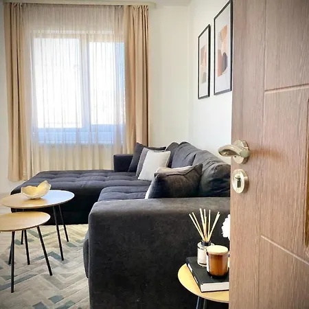 Apartman For 4 Guests Next To State Opera *