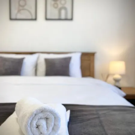 For 4 Guests Next To State Opera * Eski Zağra