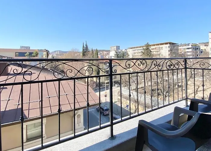 Apartament For 4 Guests Next To State Opera *