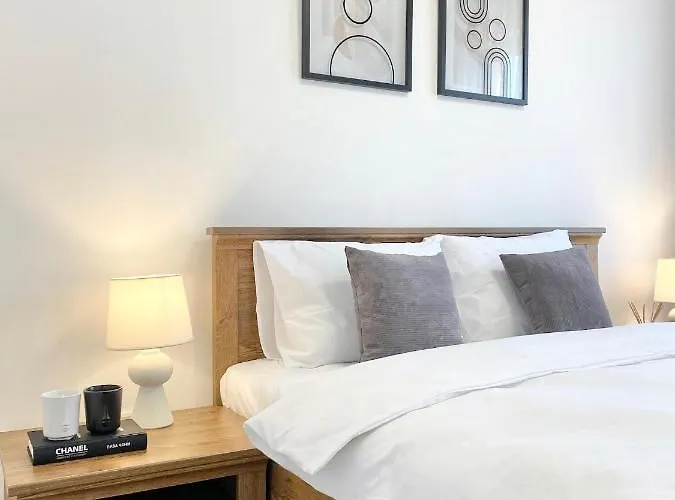 For 4 Guests Next To State Opera Apartament *