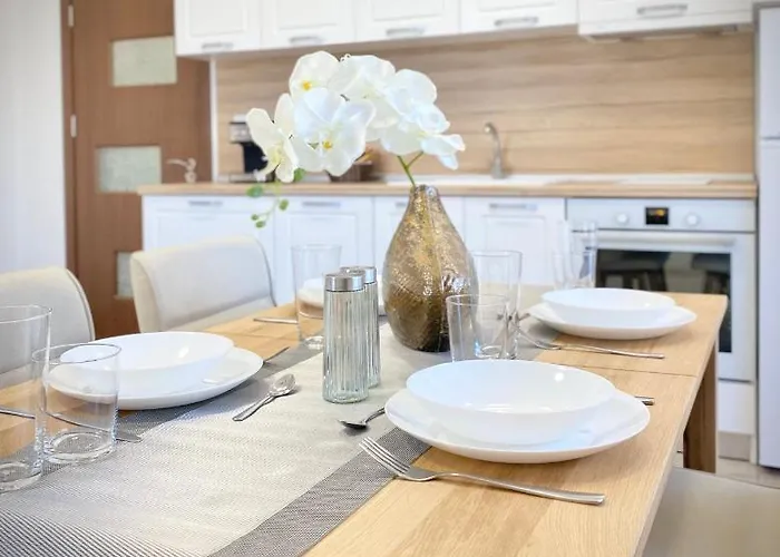 For 4 Guests Next To State Opera * סטרה זגורה