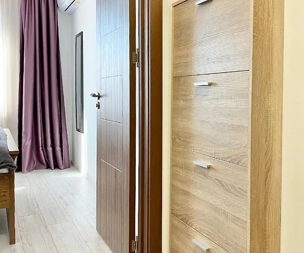 Apartament For 4 Guests Next To State Opera