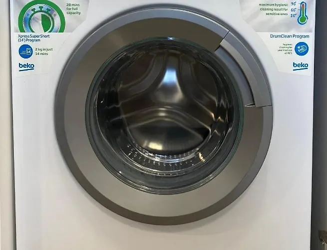 For 4 Guests Next To State Opera * סטרה זגורה